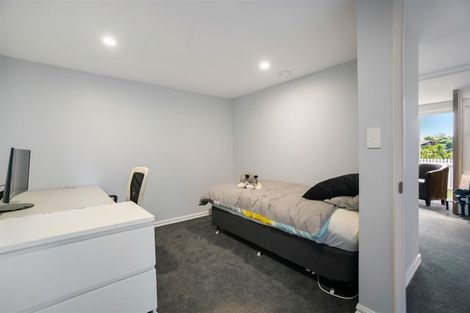 Photo of property in 38a Colmar Road, Mellons Bay, Auckland, 2014