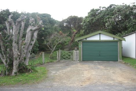 Photo of property in 15 Karekare Road, Raumati South, Paraparaumu, 5032