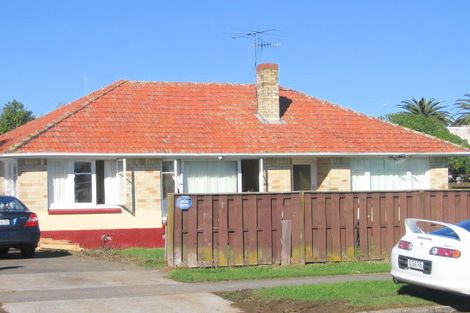 Photo of property in 2 Caspar Road, Papatoetoe, Auckland, 2025