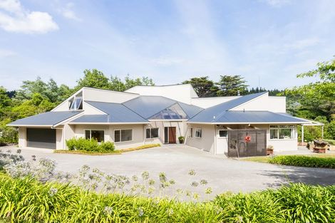 Photo of property in 6 Polson Hill Drive, Aokautere, Palmerston North, 4471