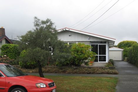 Photo of property in 18 Coopers Road, Dallington, Christchurch, 8061