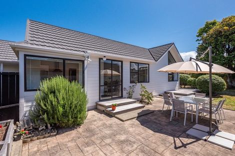 Photo of property in 25 Cedar Drive, Paraparaumu Beach, Paraparaumu, 5032