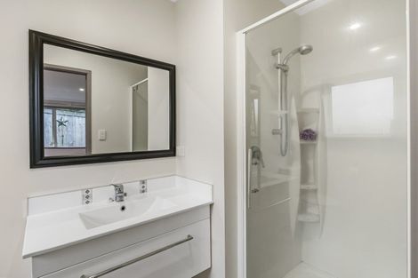 Photo of property in 61 Bathurst Crescent, Pyes Pa, Tauranga, 3112