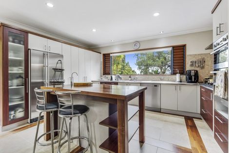 Photo of property in 14 Ngaio Road, Titirangi, Auckland, 0604