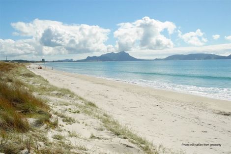 Photo of property in 10 Waimanu Place, Ruakaka, 0116