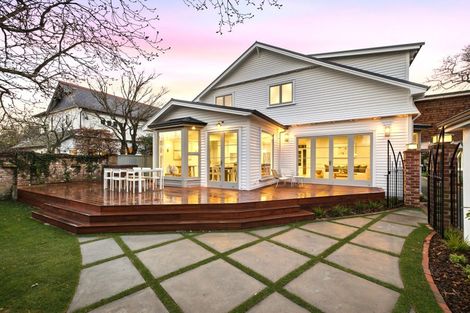 Photo of property in 112 Heaton Street, Merivale, Christchurch, 8052