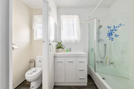 Photo of property in 27 Kent Street, Picton, 7220