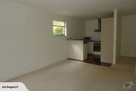 Photo of property in 25 Ballantrae Place, Thorndon, Wellington, 6011