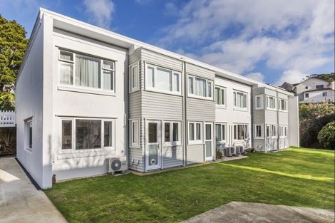 Photo of property in 5/18 Agra Crescent, Khandallah, Wellington, 6035