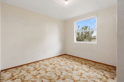 Photo of property in 12 Donovan Street, Te Puke, 3119