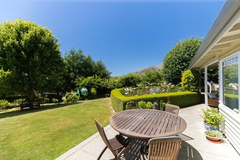 Photo of property in 33 Ferry Hill Drive, Lower Shotover, Queenstown, 9371