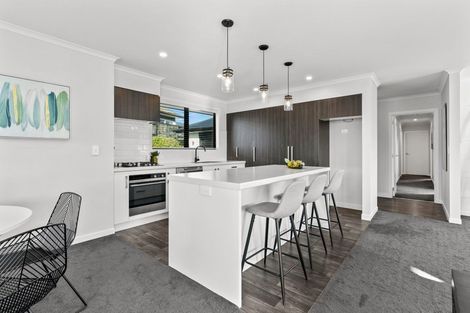 Photo of property in 318 Lakes Boulevard, Pyes Pa, Tauranga, 3112