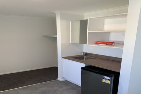 Photo of property in 4/11 Edgecumbe Street, Whitiora, Hamilton, 3200