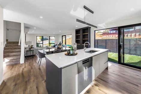 Photo of property in 8 Libby Lane, Howick, Auckland, 2010