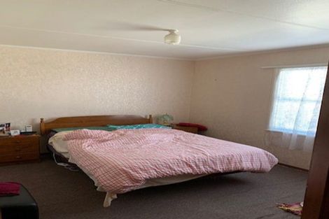 Photo of property in 147-149 Heretaunga Street, Palmerston North, 4414