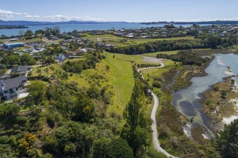 Photo of property in 11 Margaret Drive, Omokoroa, 3114