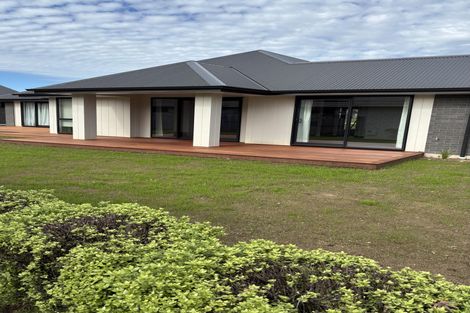 Photo of property in 11 Richards Street, Cambridge, 3434