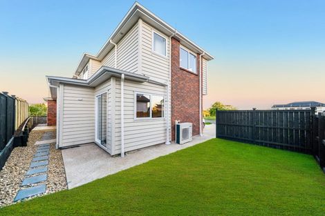 Photo of property in 52 Emerald Avenue, Rosehill, Papakura, 2113