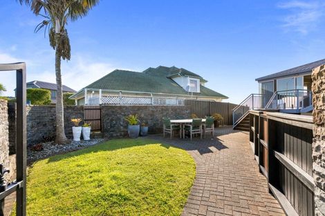 Photo of property in 133 Bruce Wallace Place, Whangamata, 3620