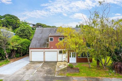 Photo of property in 19 Solander Place, Whitby, Porirua, 5024
