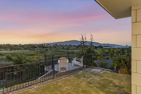 Photo of property in 19 Taranui Way, Paraparaumu Beach, Paraparaumu, 5032