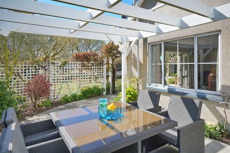 Photo of property in 33 Taranaki Drive, Woodend, 7610