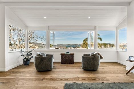 Photo of property in 19 Kerr Street, Devonport, Auckland, 0624