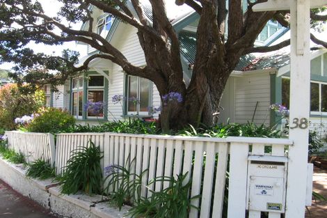 Photo of property in 38 Rimu Road, Kelburn, Wellington, 6012