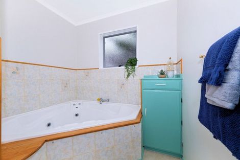 Photo of property in 22 Waipapa Avenue, Diamond Harbour, 8972