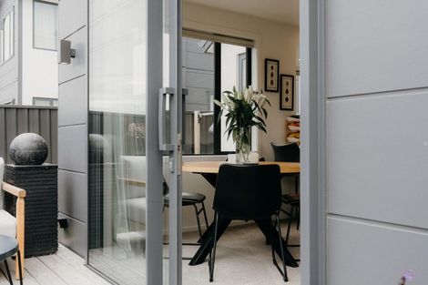 Photo of property in 1a Kings Avenue, South Dunedin, Dunedin, 9012