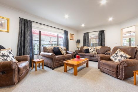 Photo of property in 94 Weggery Drive, Waikanae Beach, Waikanae, 5036