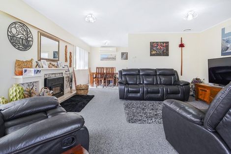 Photo of property in 4 Totara Drive, St Andrews, Hamilton, 3200