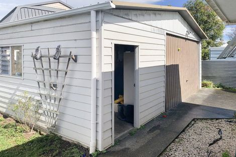 Photo of property in 86 Stillwater Place, Westbrook, Palmerston North, 4412