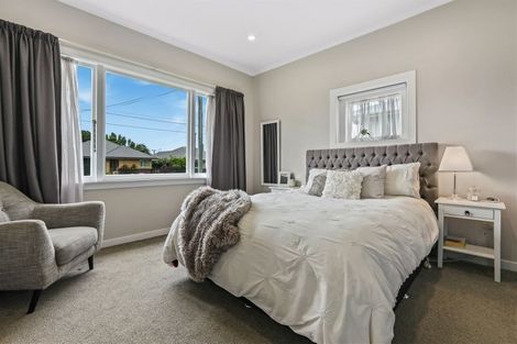 Photo of property in 1 Leitch Street, Somerfield, Christchurch, 8024