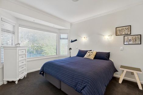 Photo of property in 8 Selwyn Road, Hospital Hill, Napier, 4110