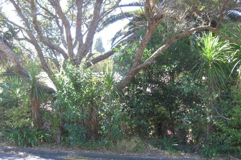 Photo of property in 108 Castor Bay Road, Castor Bay, Auckland, 0620