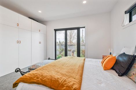 Photo of property in 191 High Street, Oxford, 7430