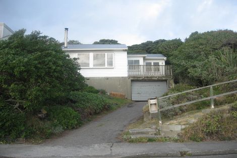 Photo of property in 42 The Parade, Paekakariki, 5034