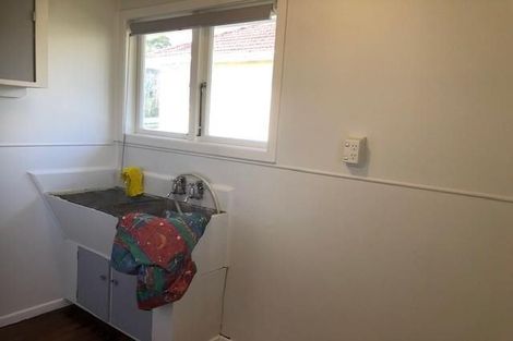 Photo of property in 4 Kereru Street, Henderson, Auckland, 0612