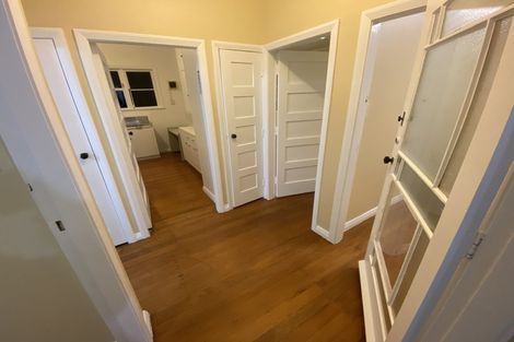 Photo of property in 38 Denbigh Avenue, Mount Roskill, Auckland, 1041