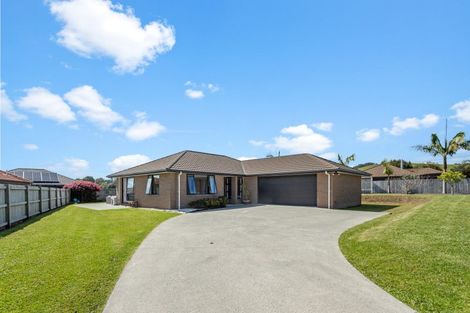 Photo of property in 4 Mooring Close, Haruru, 0204