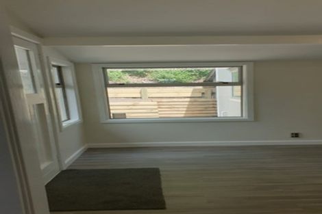 Photo of property in 19 Main Street, Hospital Hill, Napier, 4110