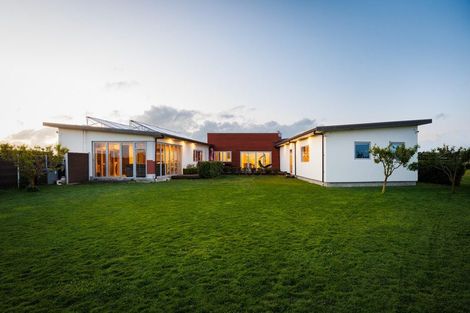 Photo of property in 171 Oroua Road, Kairanga, Palmerston North, 4475