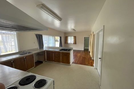 Photo of property in 4 Oaklands Grove, Clouston Park, Upper Hutt, 5018