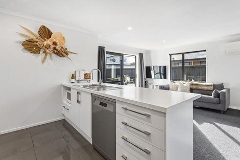 Photo of property in 5a Ballinger Place, Kaiapoi, 7630