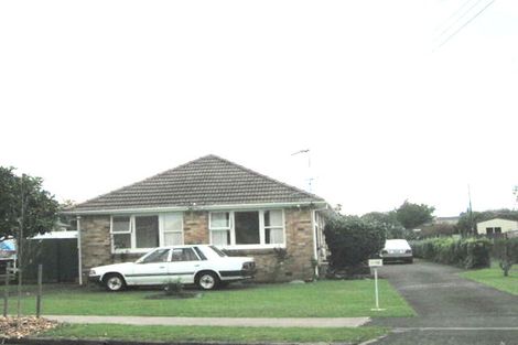 Photo of property in 1/32 Buckingham Crescent, Manukau, Auckland, 2025