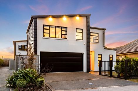 Photo of property in 41b Queen Charlotte Drive, Aotea, Porirua, 5024