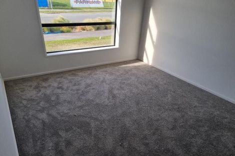 Photo of property in 15 Lomu Way, Rolleston, 7615