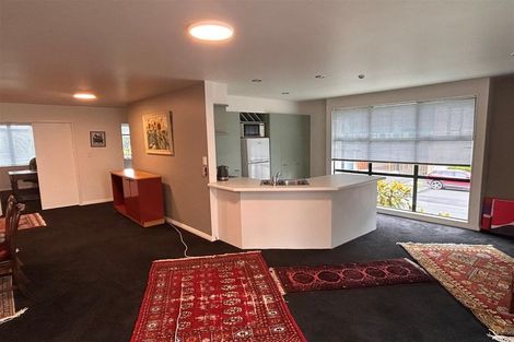 Photo of property in Regent Courts, 2/75 Gloucester Street, Christchurch Central, Christchurch, 8013
