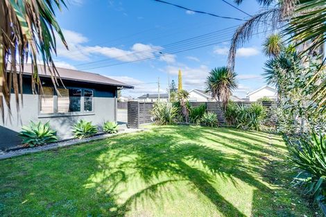 Photo of property in 54 Meeanee Road, Taradale, Napier, 4112